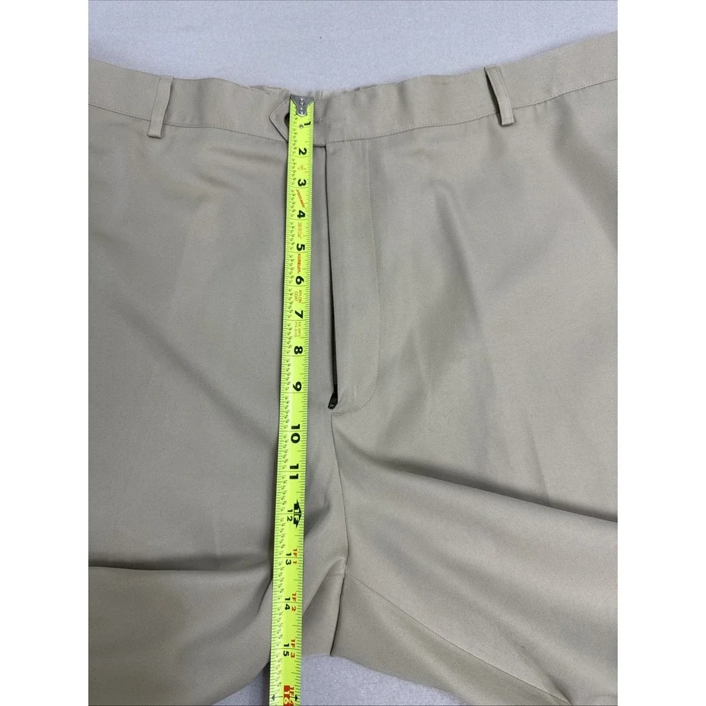 Metedeconk National Golf Club Ronald Ross Men Golf Shorts Beige Sz 40